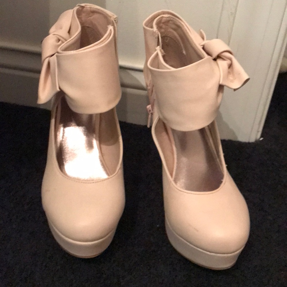 Pink shoes!